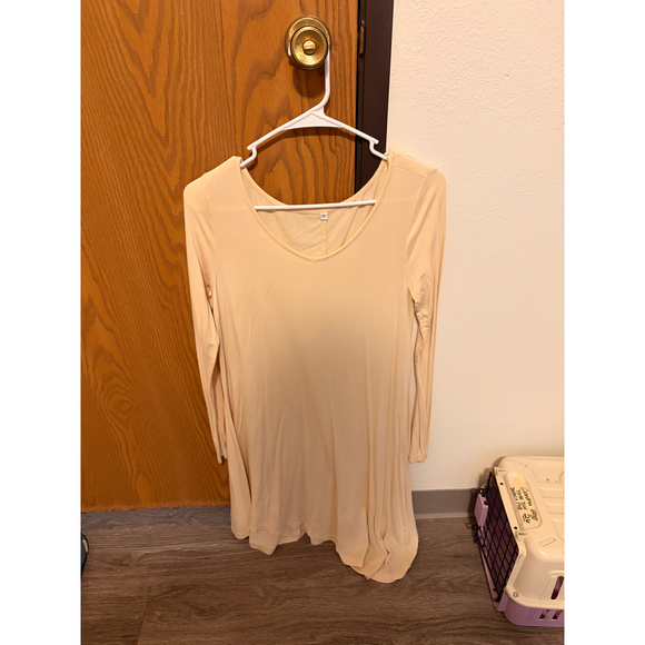 Unknown Tops - Unknown Cream Colored Dress Shirt Long Size Medium